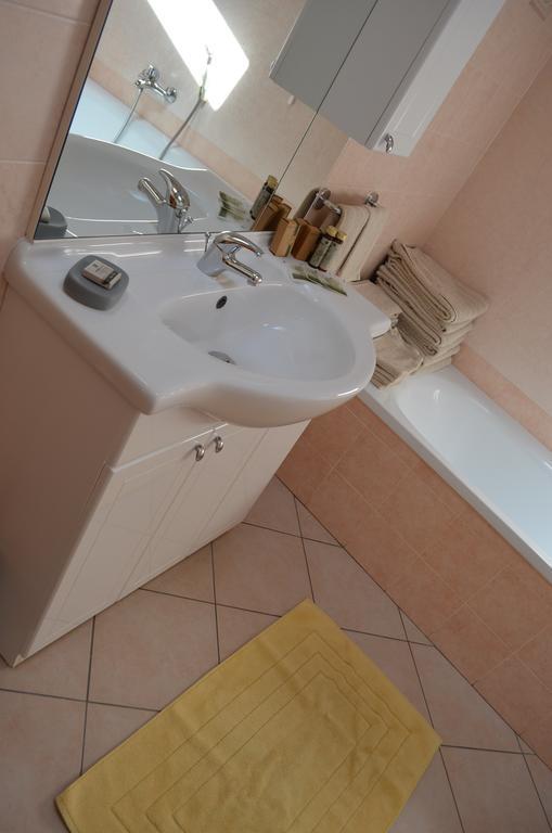 Casa Elisa Apartment เปียตรามูราตา ห้อง รูปภาพ