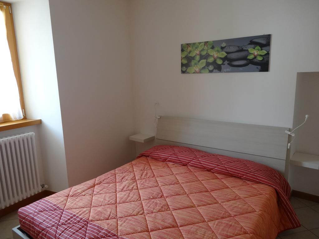 Casa Elisa Apartment เปียตรามูราตา ภายนอก รูปภาพ
